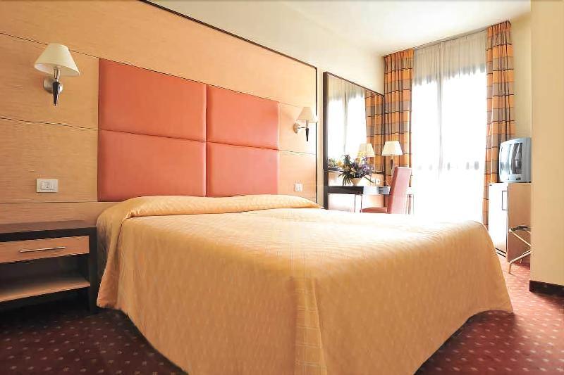 Inn Hotel Barberino di Mugello Buitenkant foto